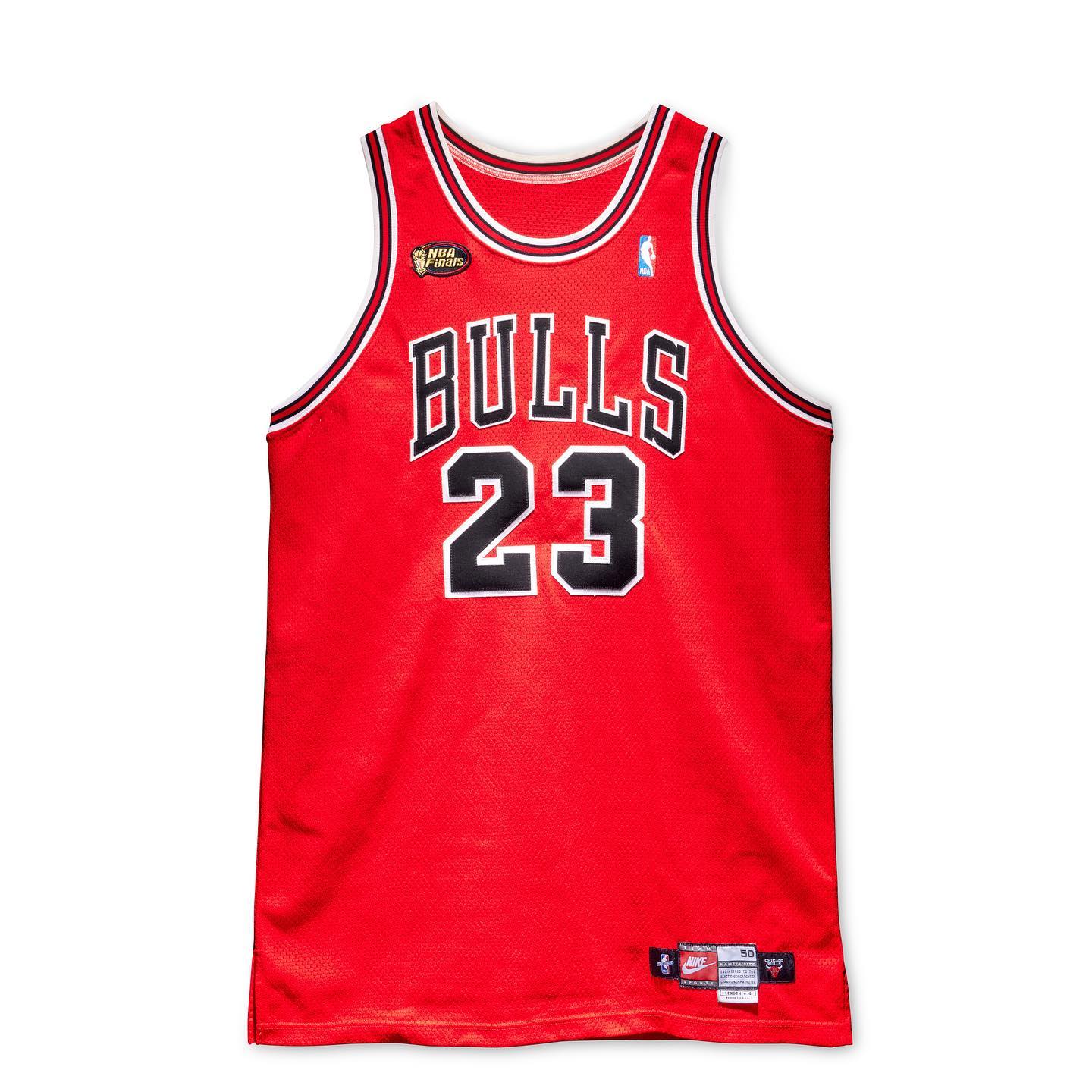 1998-michael-jordan-game-used-nba-finals-jersey-2.jpg