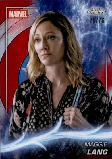 2025 Topps Chrome Marvel Studios: Ultimate Parallel Rainbow & The Snap