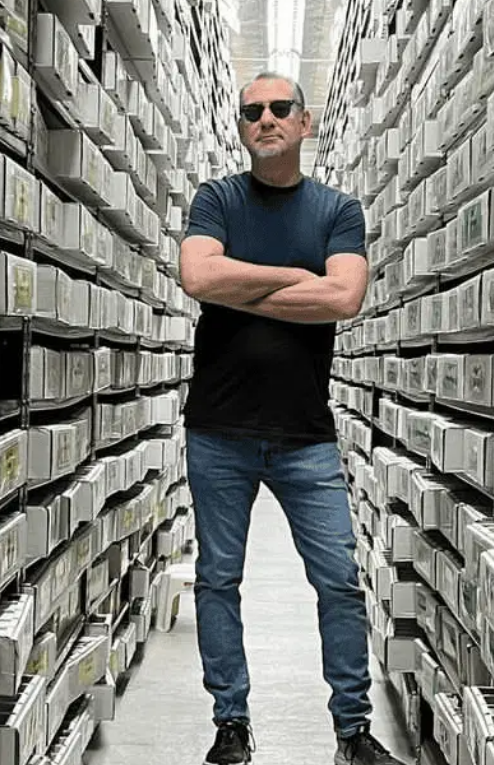 Burbank Sportscards Partners with Fanatics Collect to List 40 Million Cards